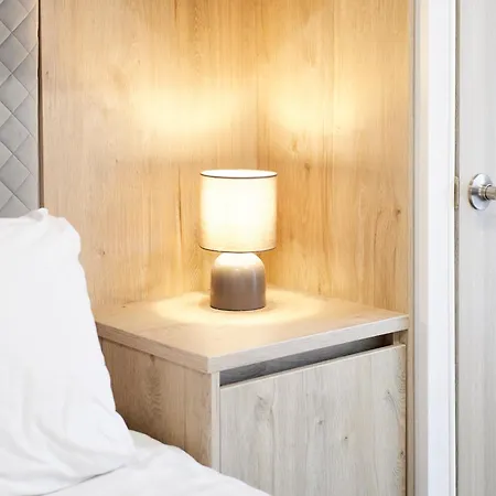 بيت للعطل Hideaway Retreat With Hot Tub *