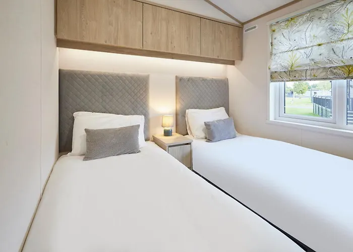 Nyaraló Hideaway Retreat With Hot Tub