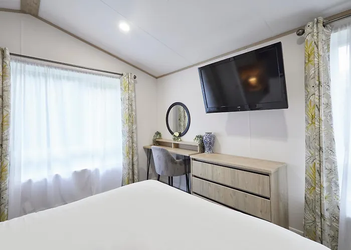 Hideaway Retreat With Hot Tub Nyaraló York