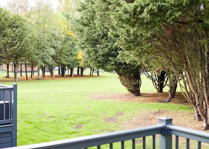 Hideaway Retreat With Hot Tub